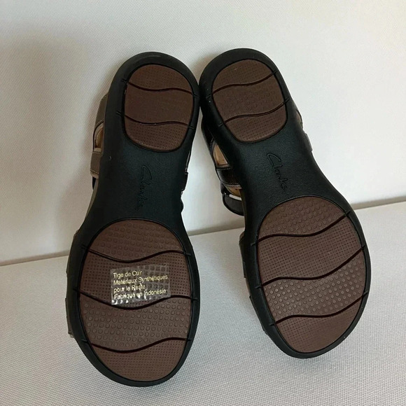 Clarks Un Vasha Sandal Bronze Leather Strappy Velcro Adjustable Fit Size 7 - Picture 9 of 9